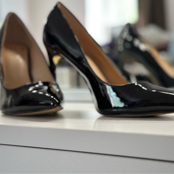 Shoes size 40 dresses size L and jeans size 10 - Picture 12 of 16